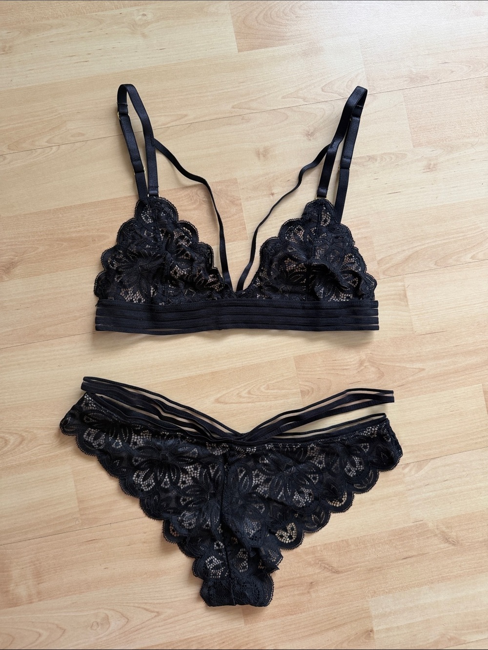 Charisse Geo Strappy Black Floral Lace Bralette Set